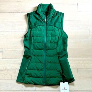 NWT Lululemon Down With It All Vest-Green-so cozy! size 4